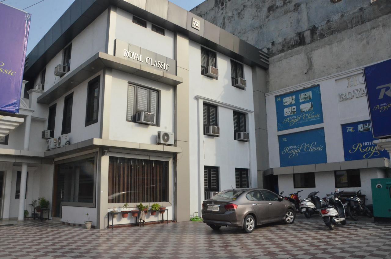 Hotel Royal Classic Bareilly Exterior photo