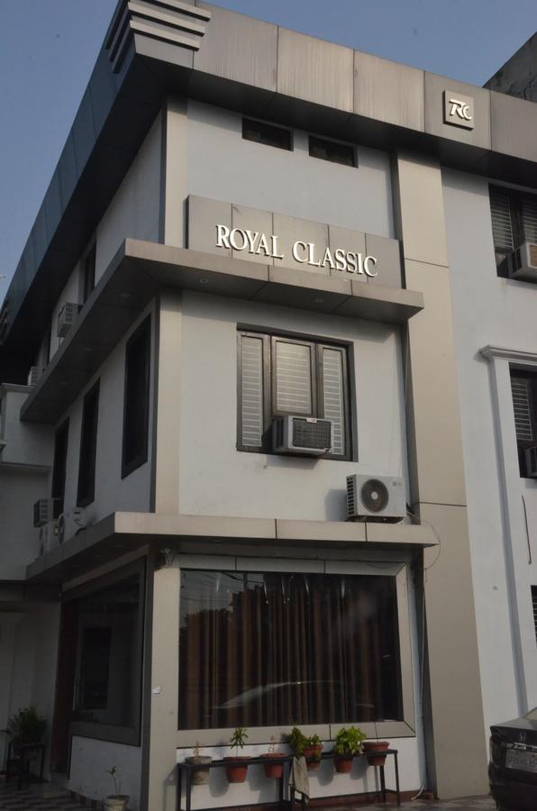 Hotel Royal Classic Bareilly Exterior photo